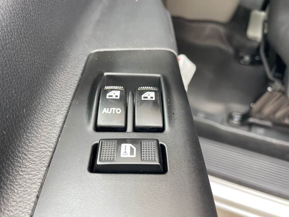 JAC Refine Ruifeng M3