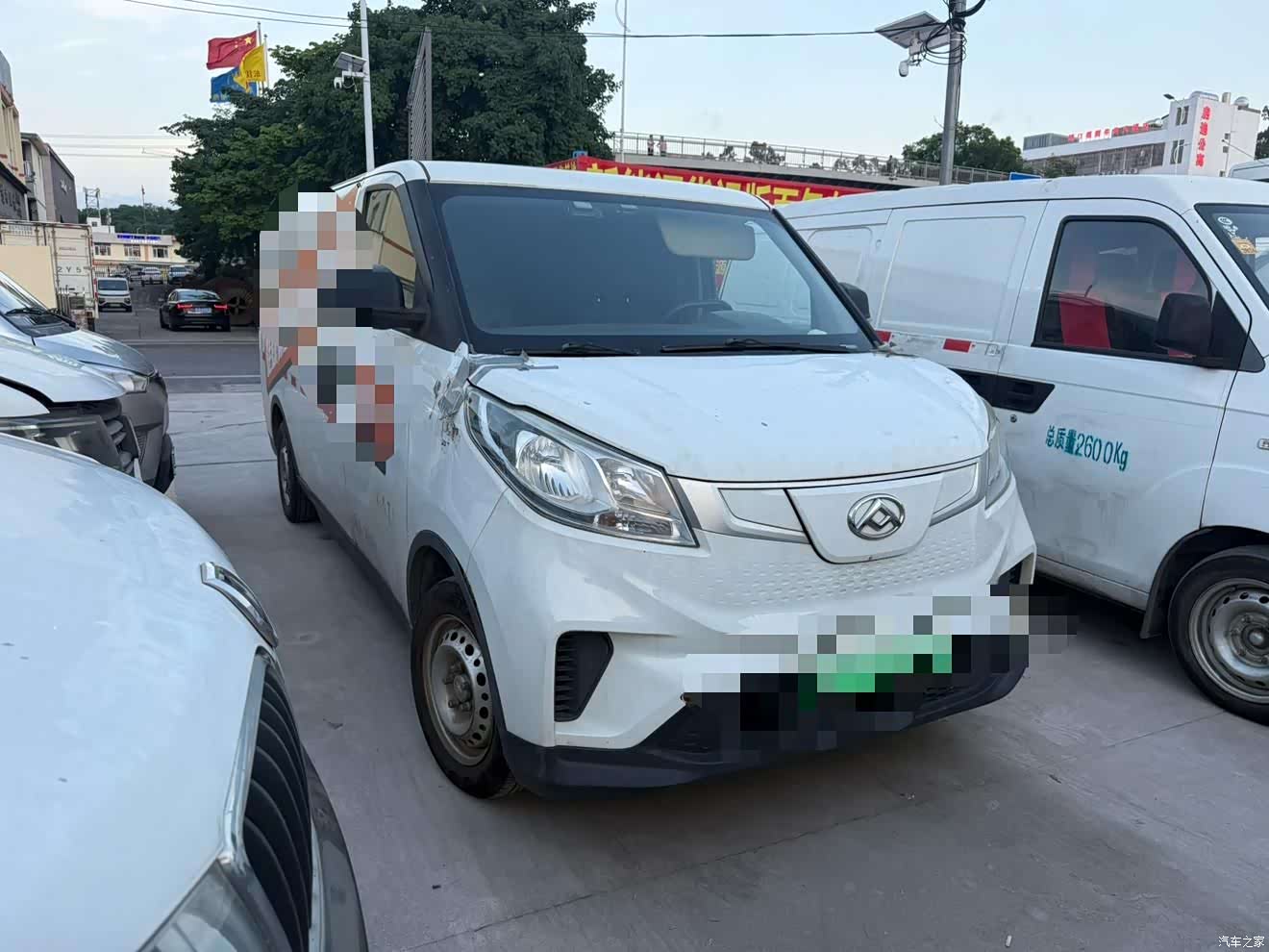 Maxus EV30, 2021 3