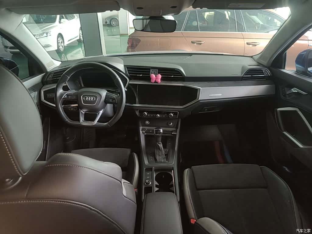 Audi Q3, 2020 10