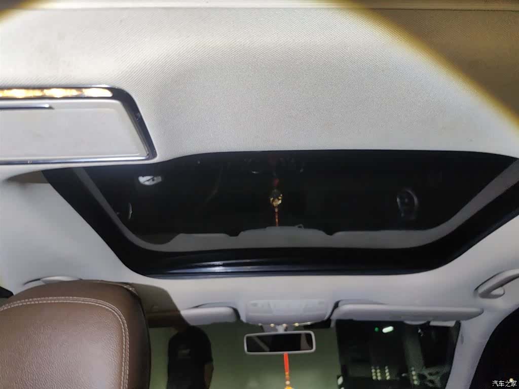 Mercedes-Benz E-Class, 2019 19