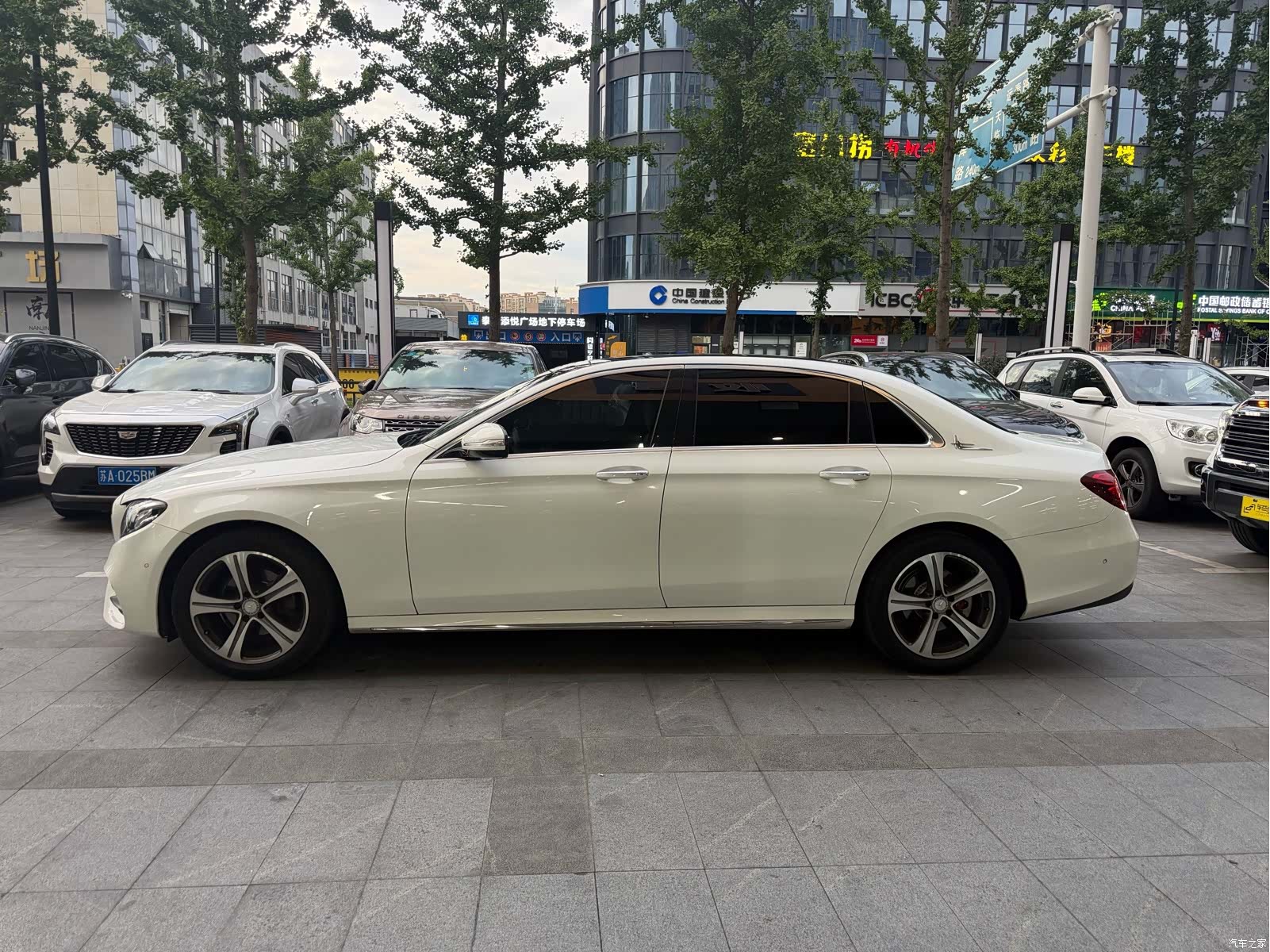 Mercedes-Benz E-Class, 2016 3