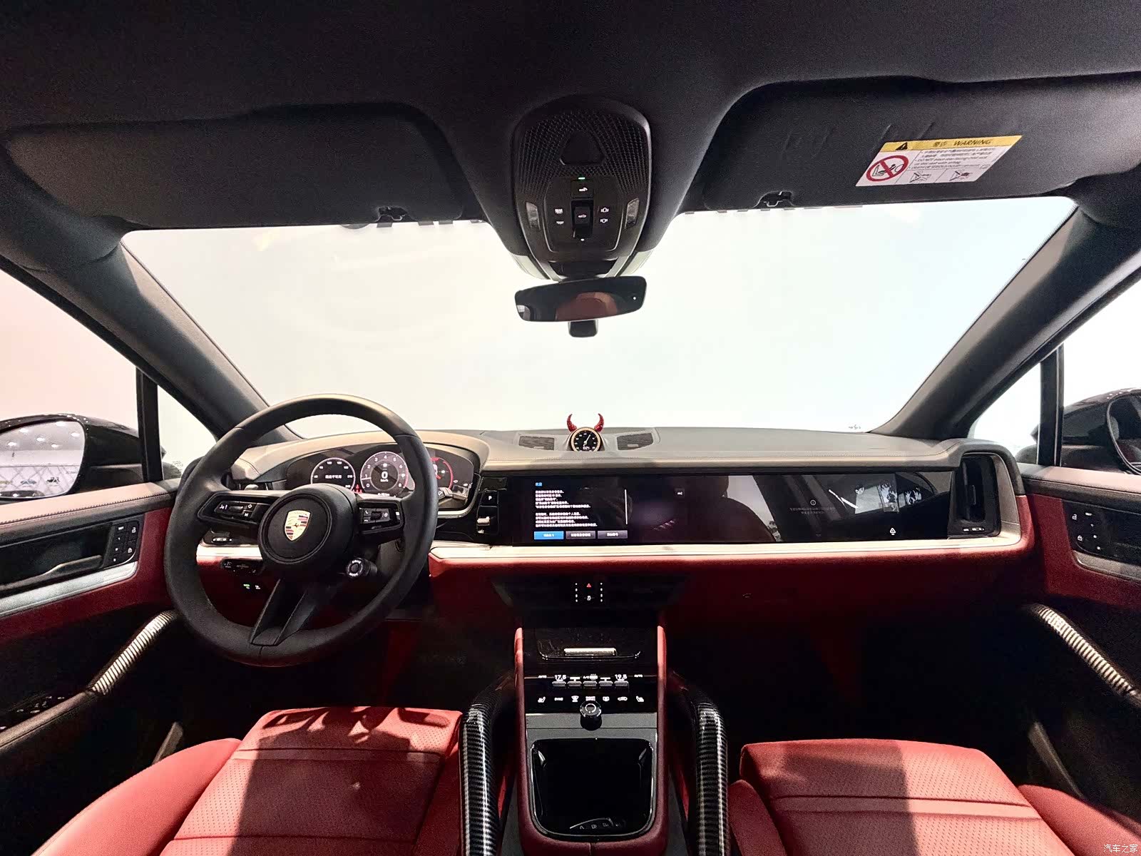 Porsche Cayenne, 2025 15