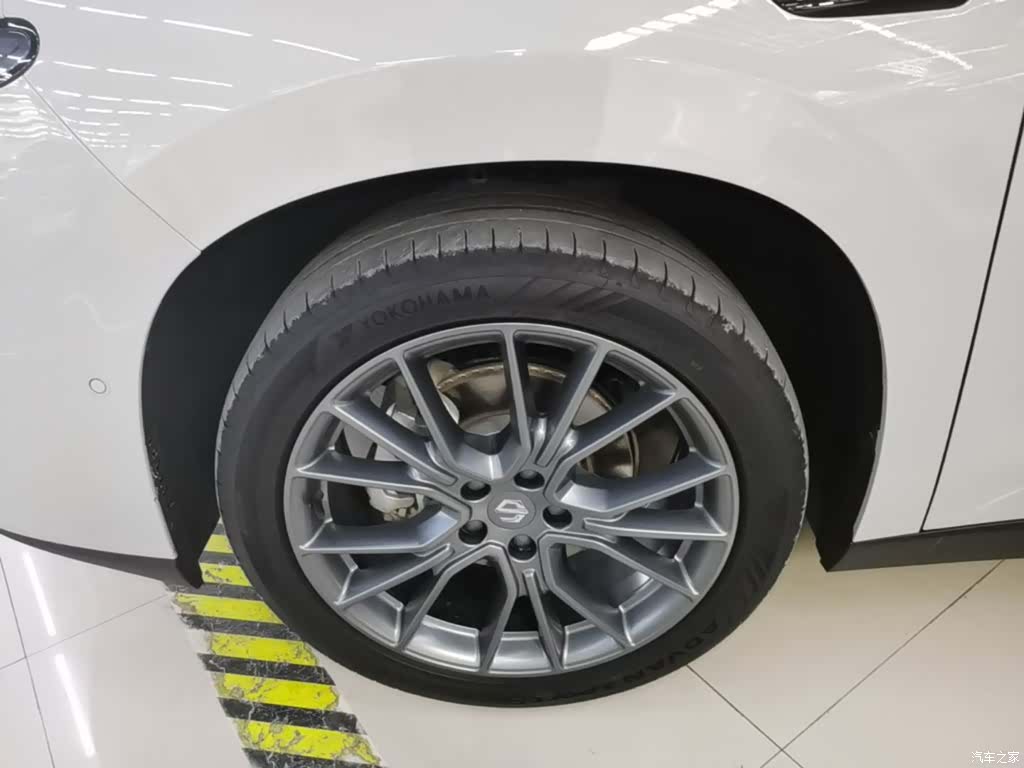 Leapmotor C10, 2025 23