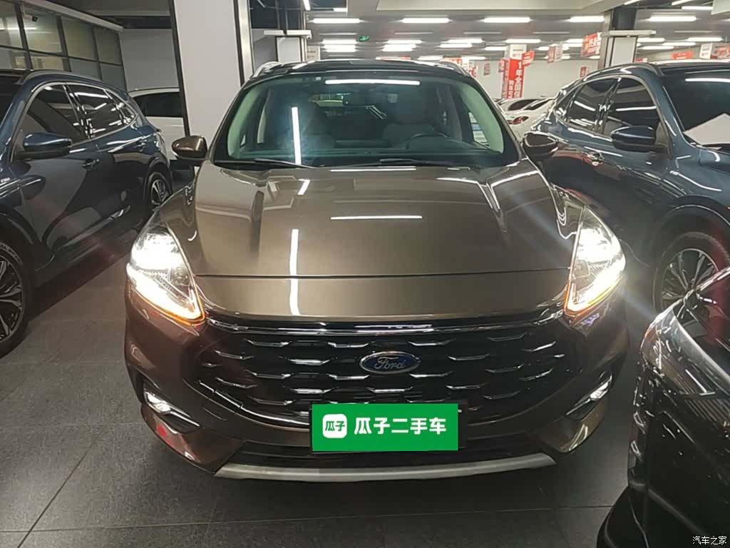 Ford Escape, 2020 3