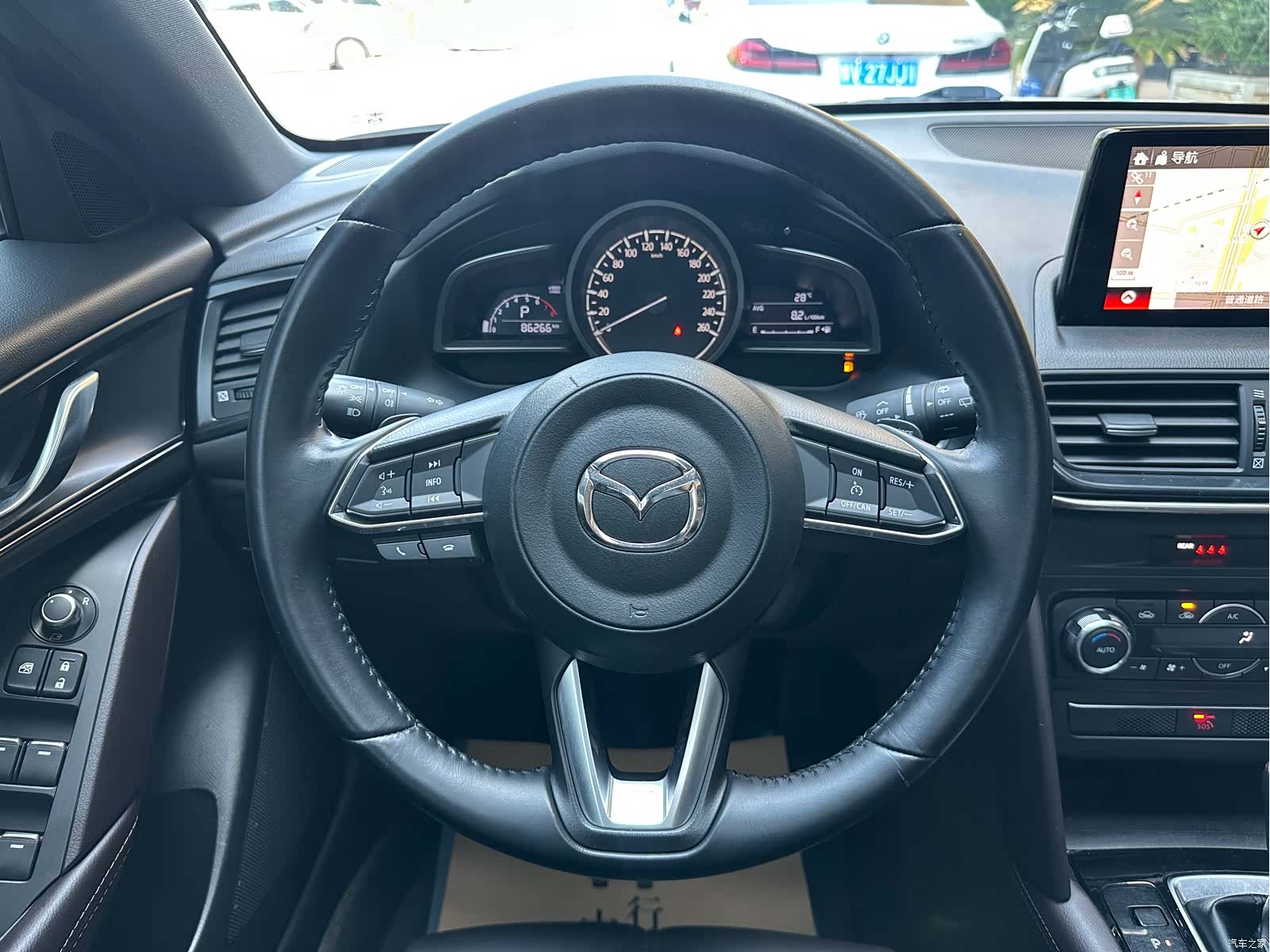 Mazda CX-4, 2019 10