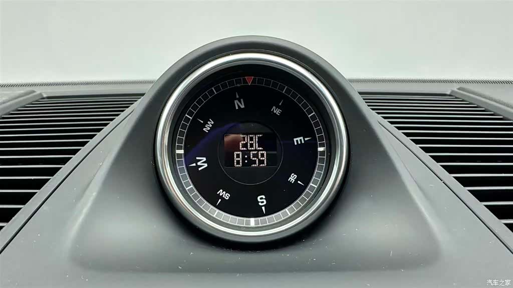 Porsche Macan, 2021 9
