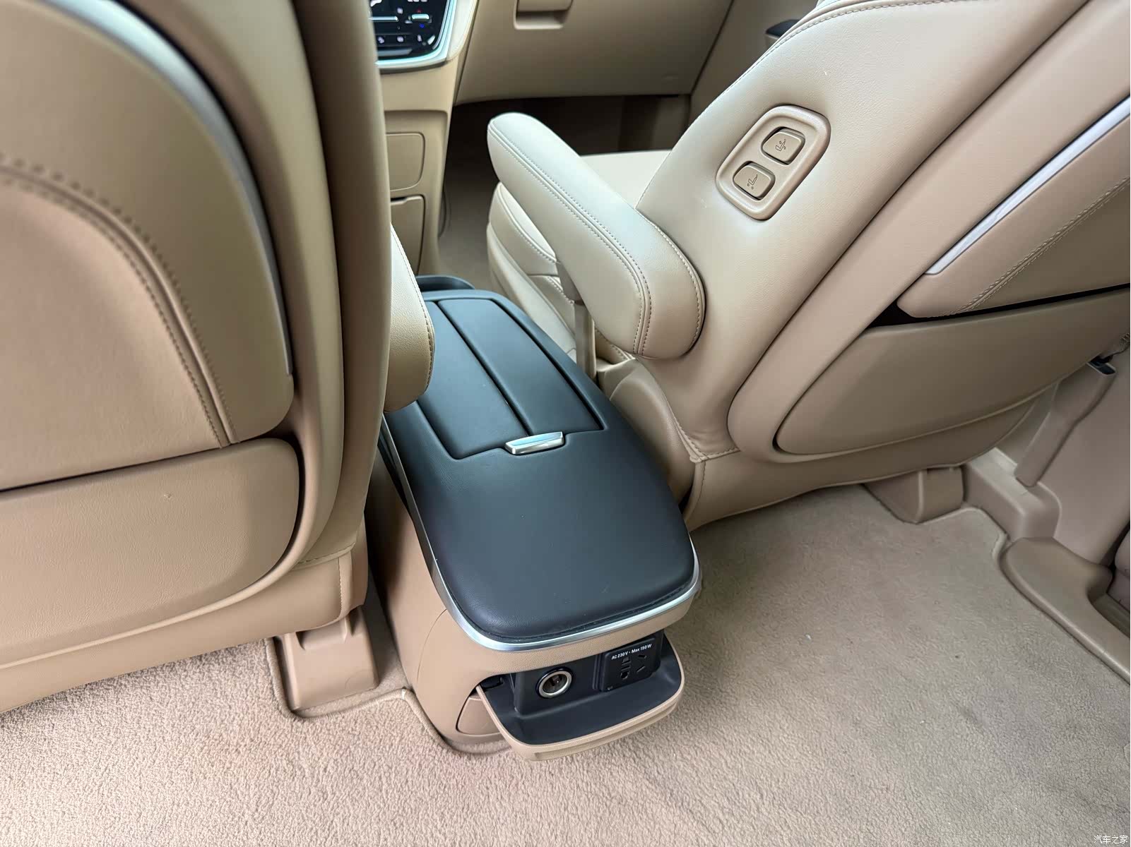 Buick GL8, 2021 12