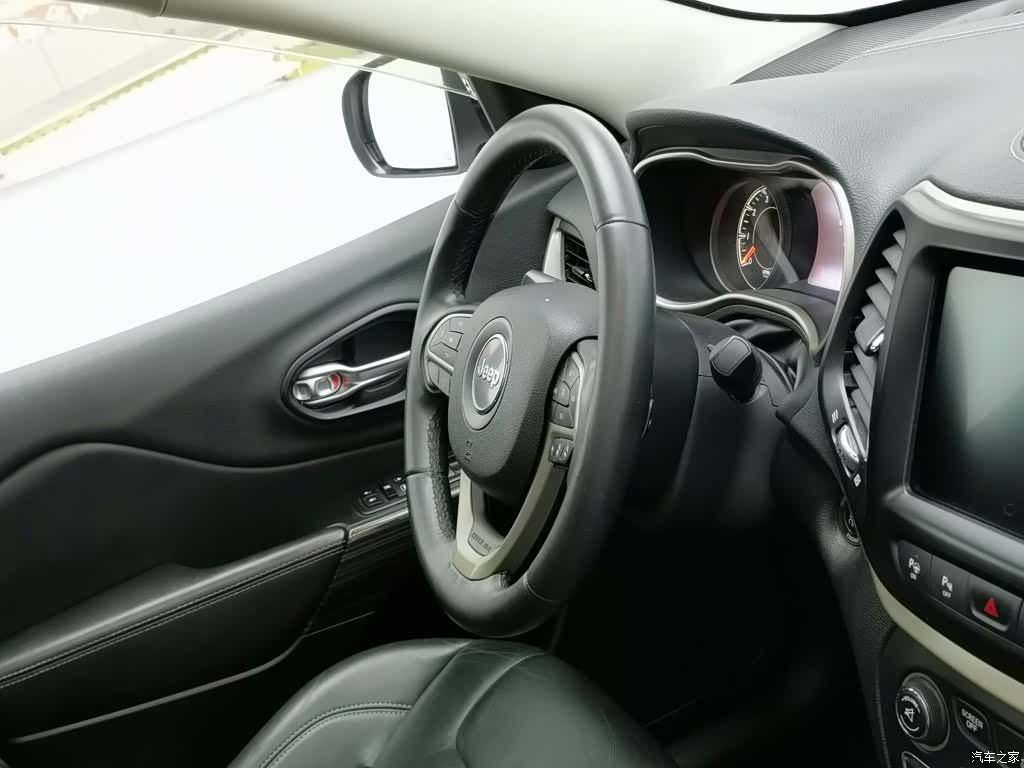 Jeep Cherokee, 2014 22