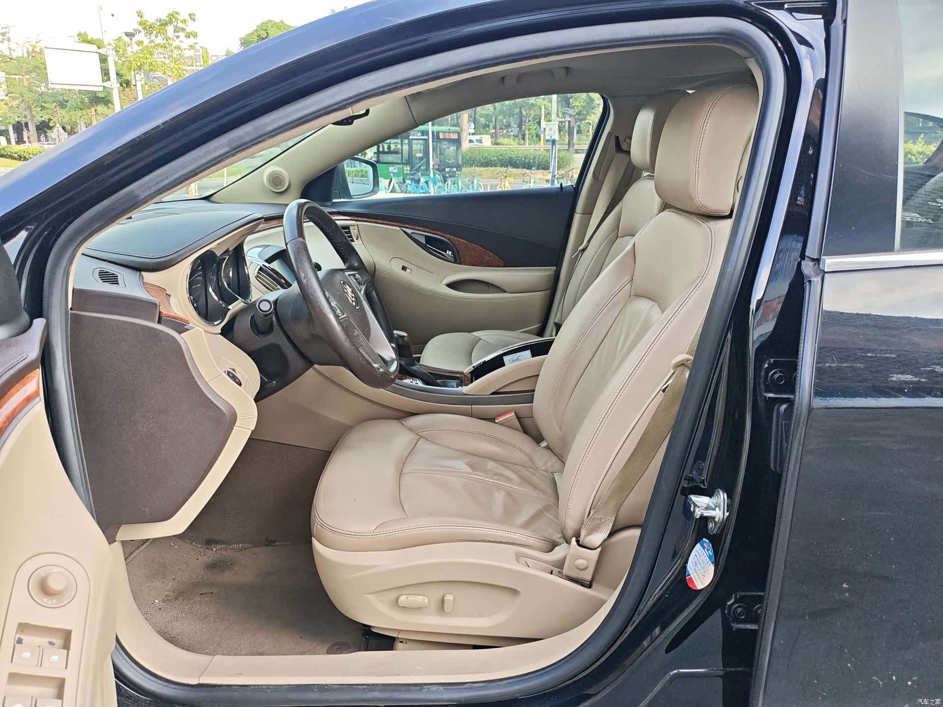 Buick LaCrosse, 2013 все фото