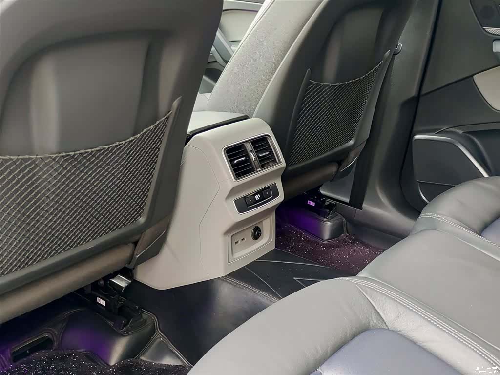 Audi Q5L, 2019 9