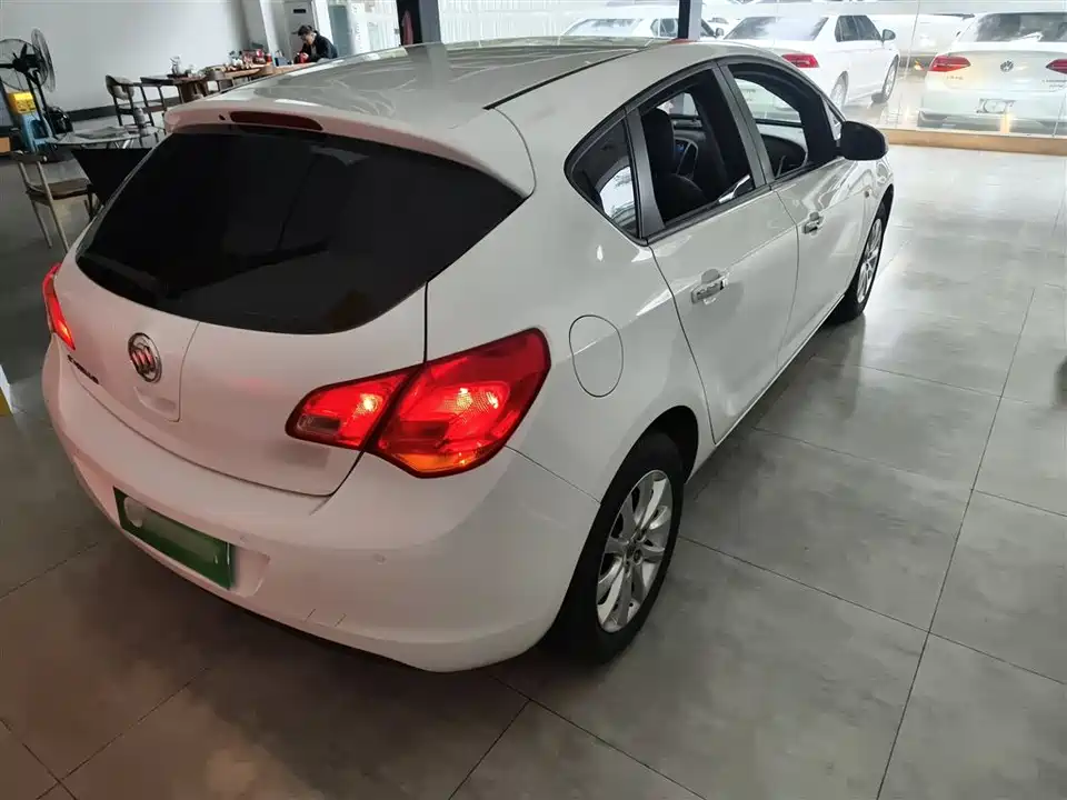 Buick Yinglang