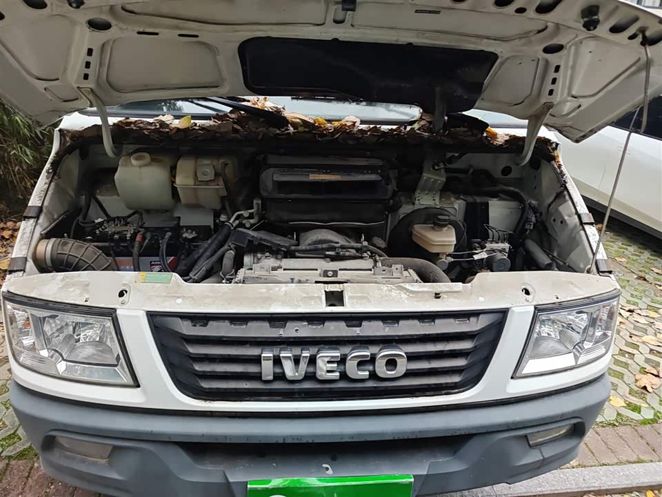 Iveco proud