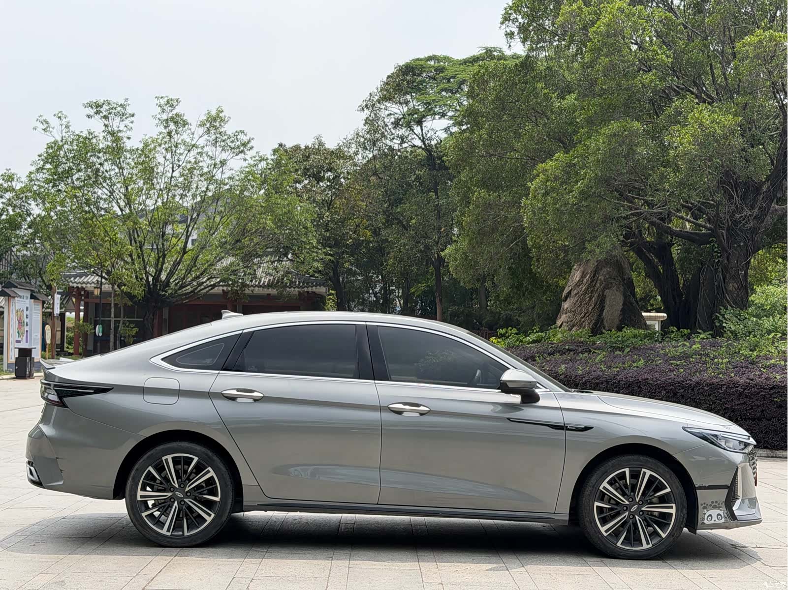 Chery Arrizo 8, 2024 4
