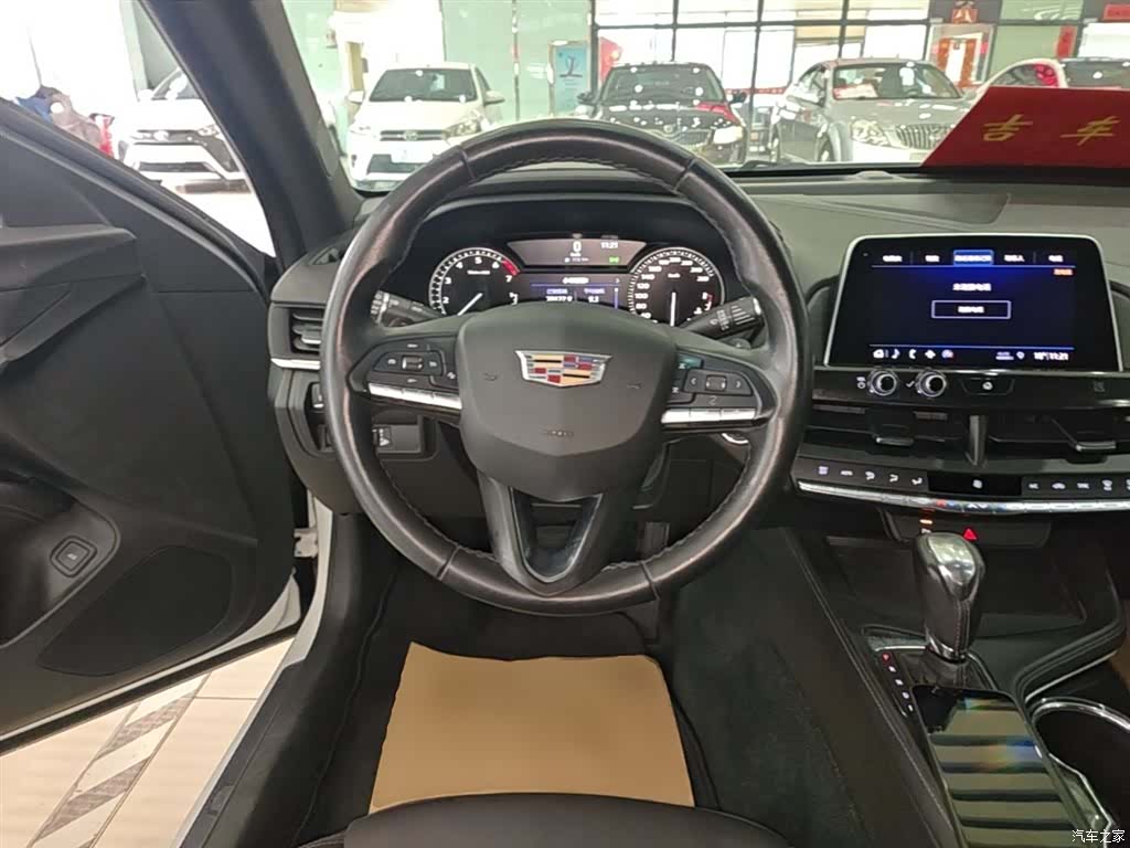 Cadillac CT4, 2021 11