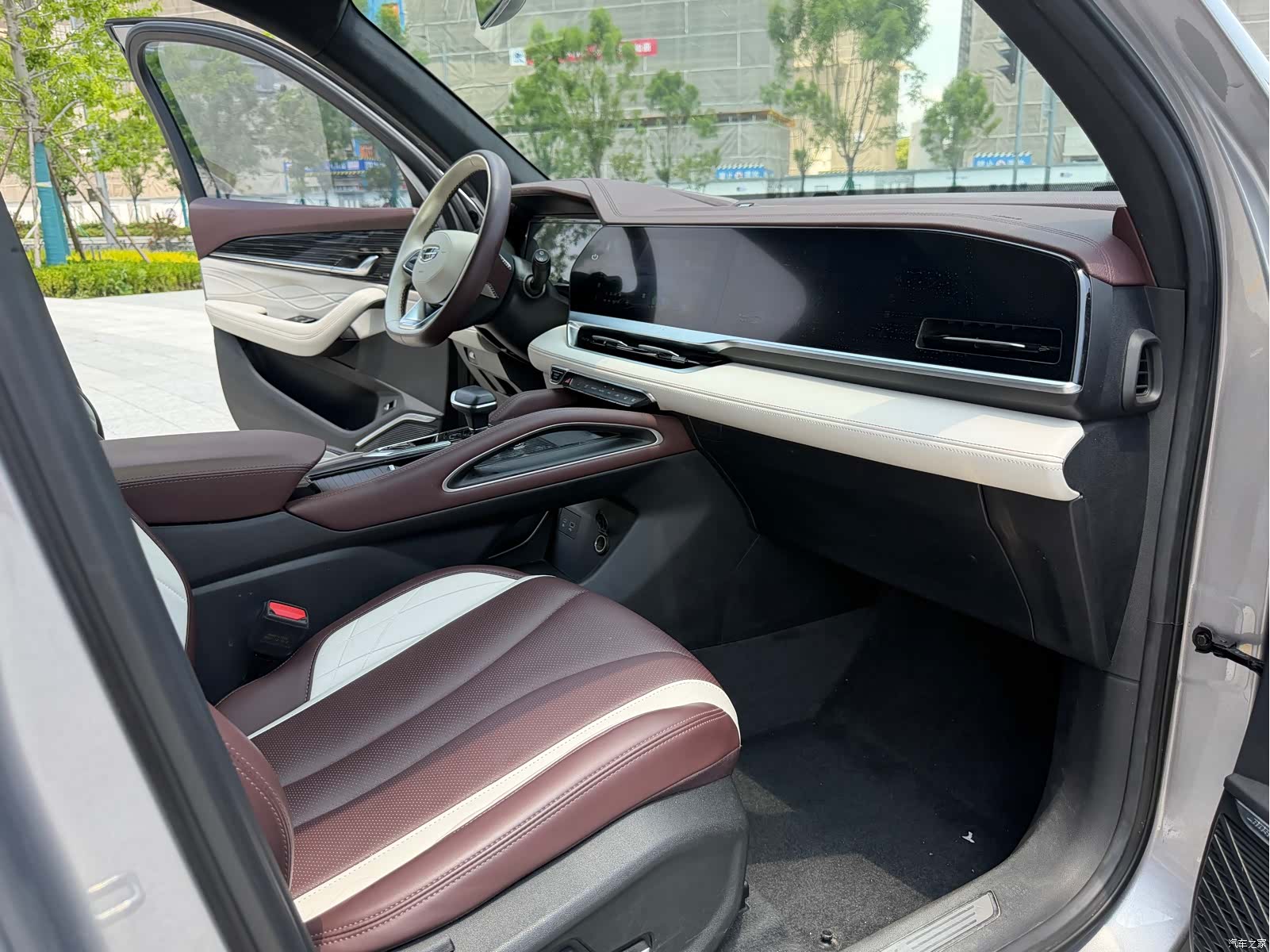 Geely Xingyue L, 2022 9