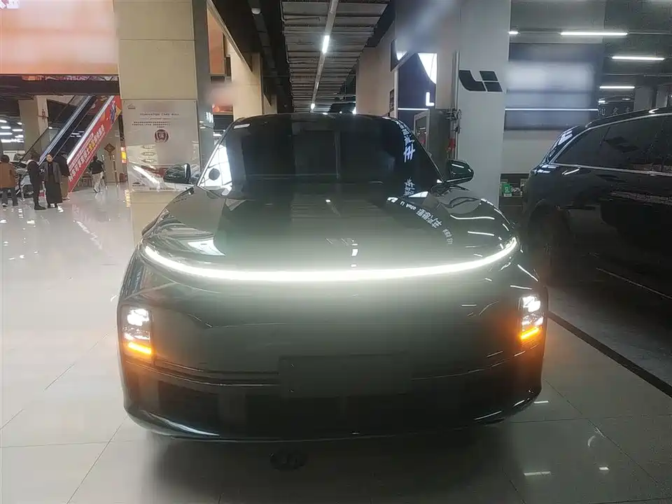 Li Auto Ideal L7
