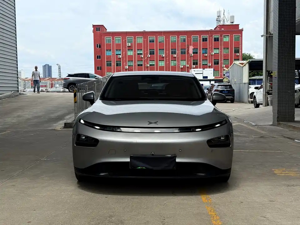 XPENG P7
