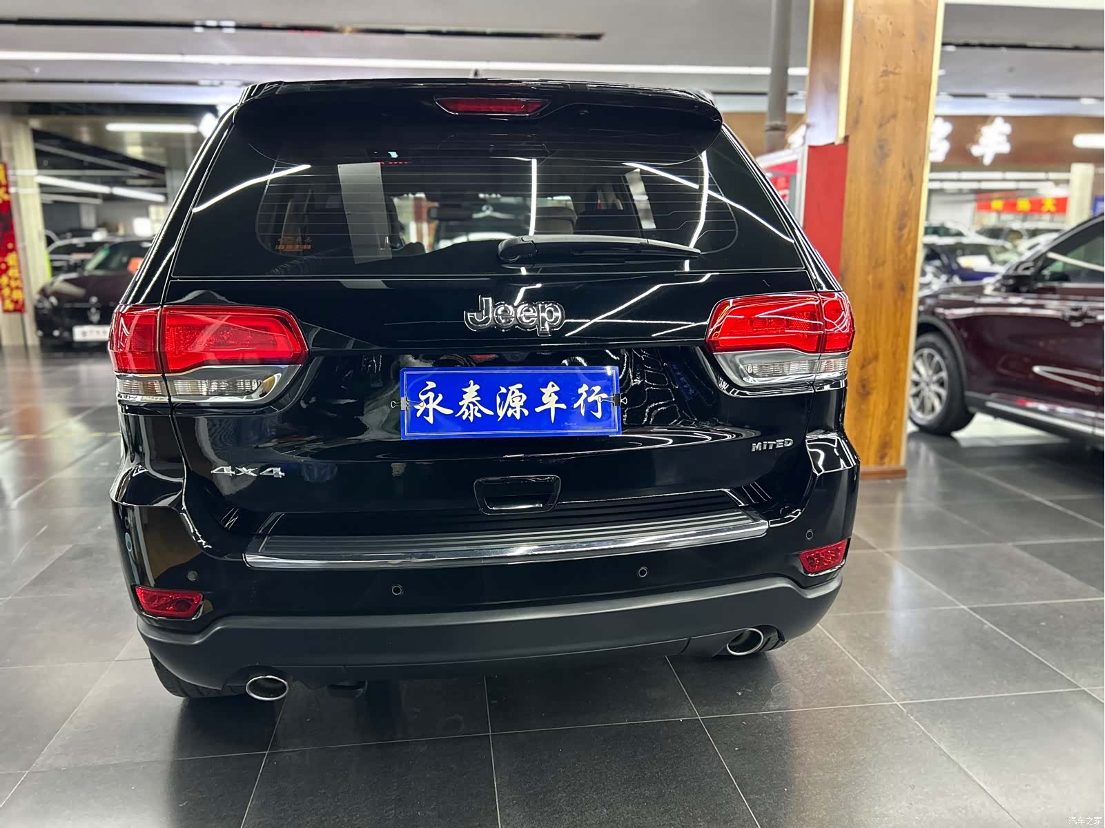 Jeep Grand Cherokee, 2018 все фото
