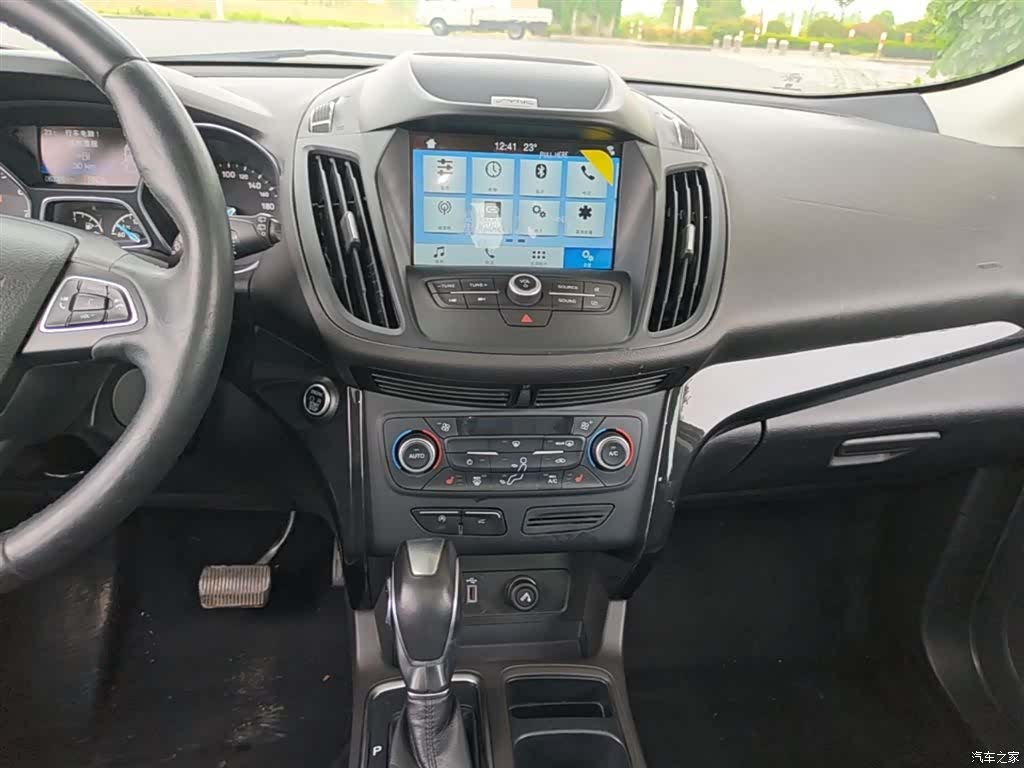 Ford Kuga, 2018 13