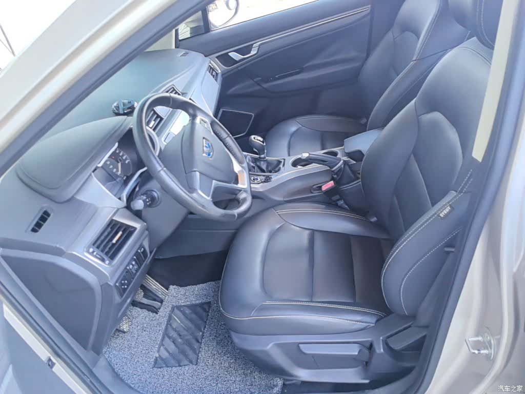 Geely Emgrand, 2018 15
