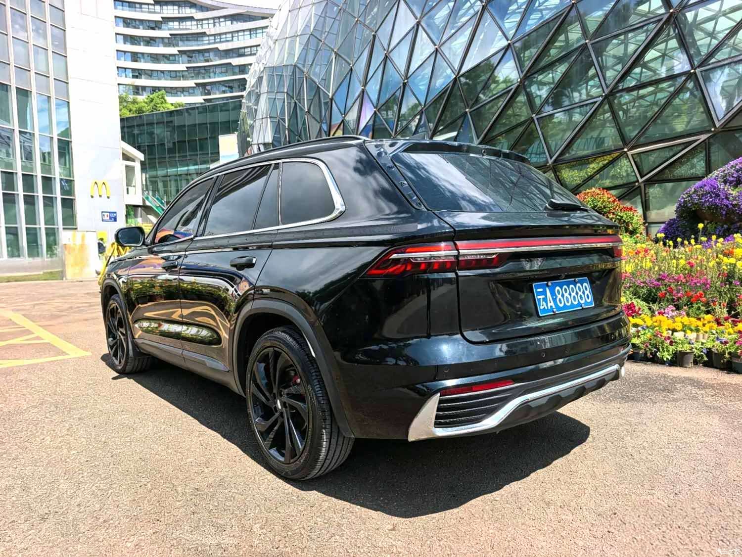 Geely Xingyue L, 2022 16