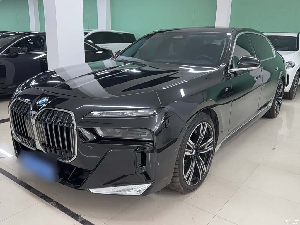 BMW 7 Series, 2023 3