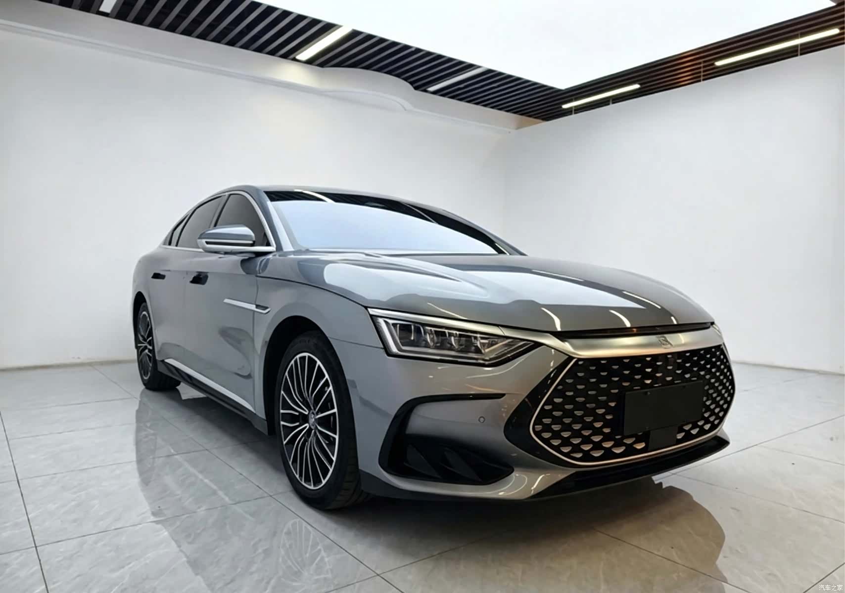 BYD Han, 2022 3