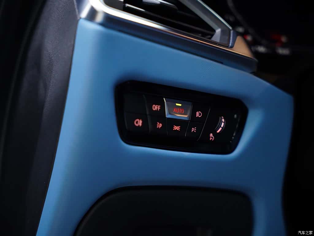 BMW M3, 2021 32