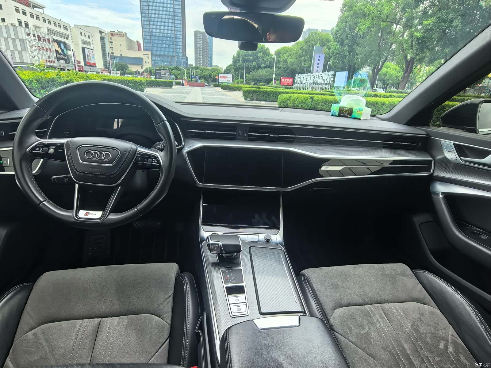 Audi A6L, 2023 все фото