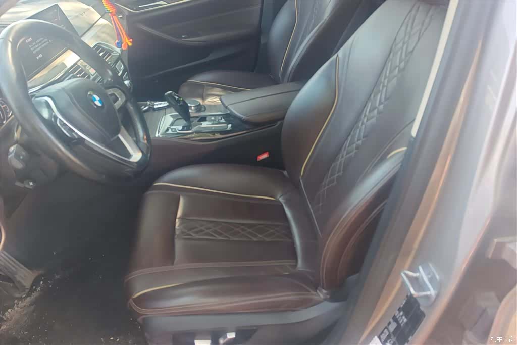 BMW 5 Series, 2018 9
