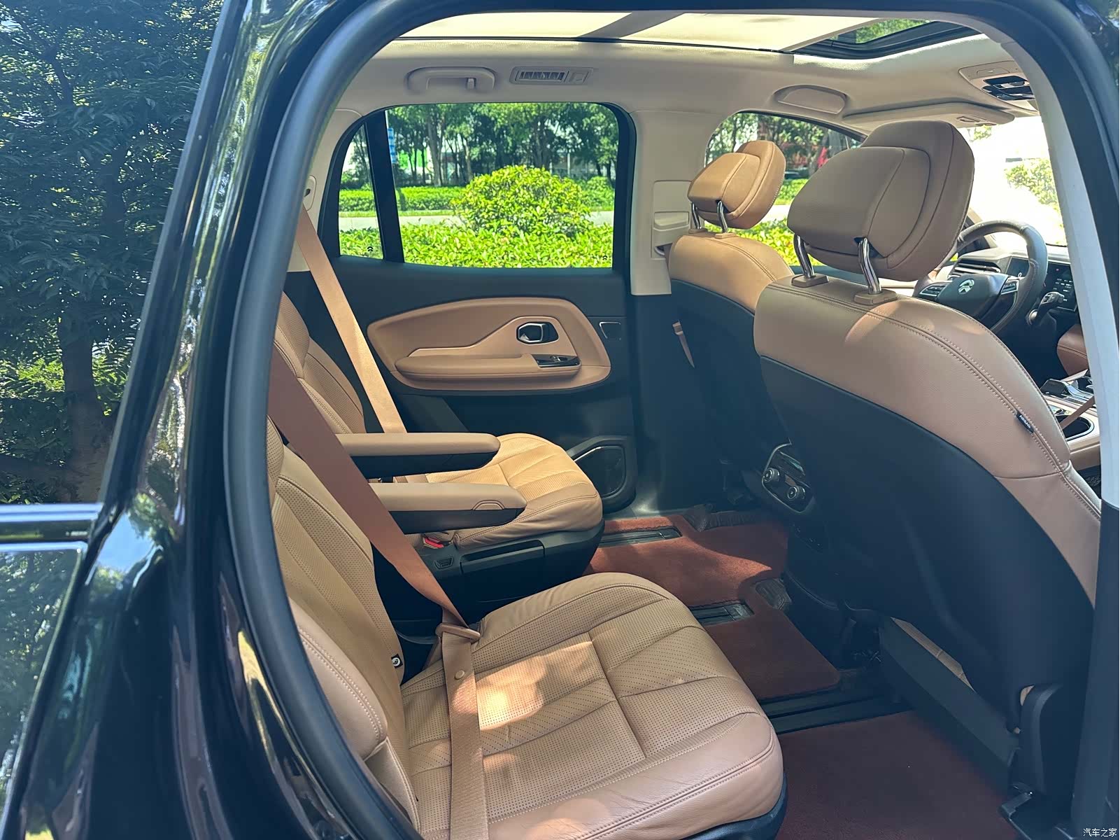 NIO ES8, 2019 17