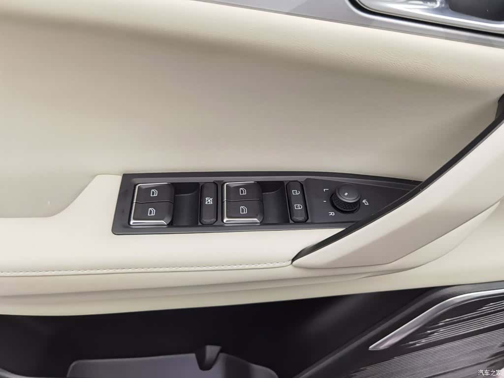 Lynk & Co 02, 2024 9
