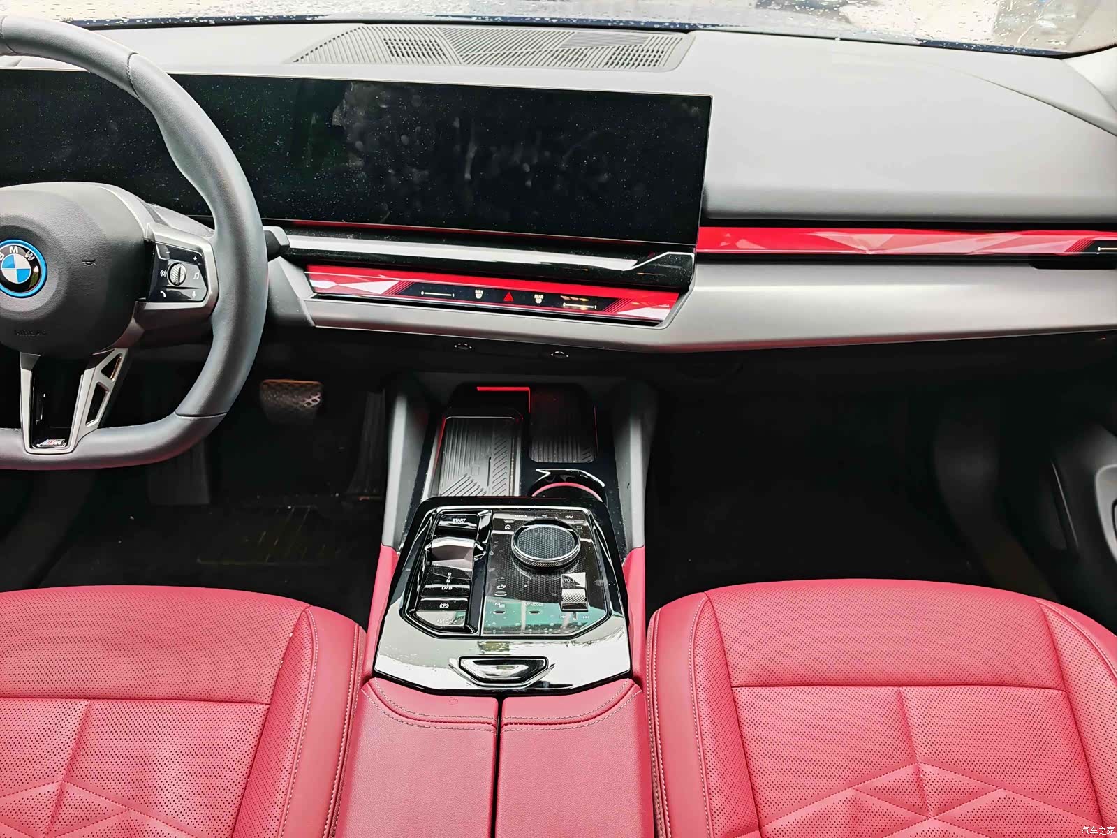 BMW i5, 2024 11