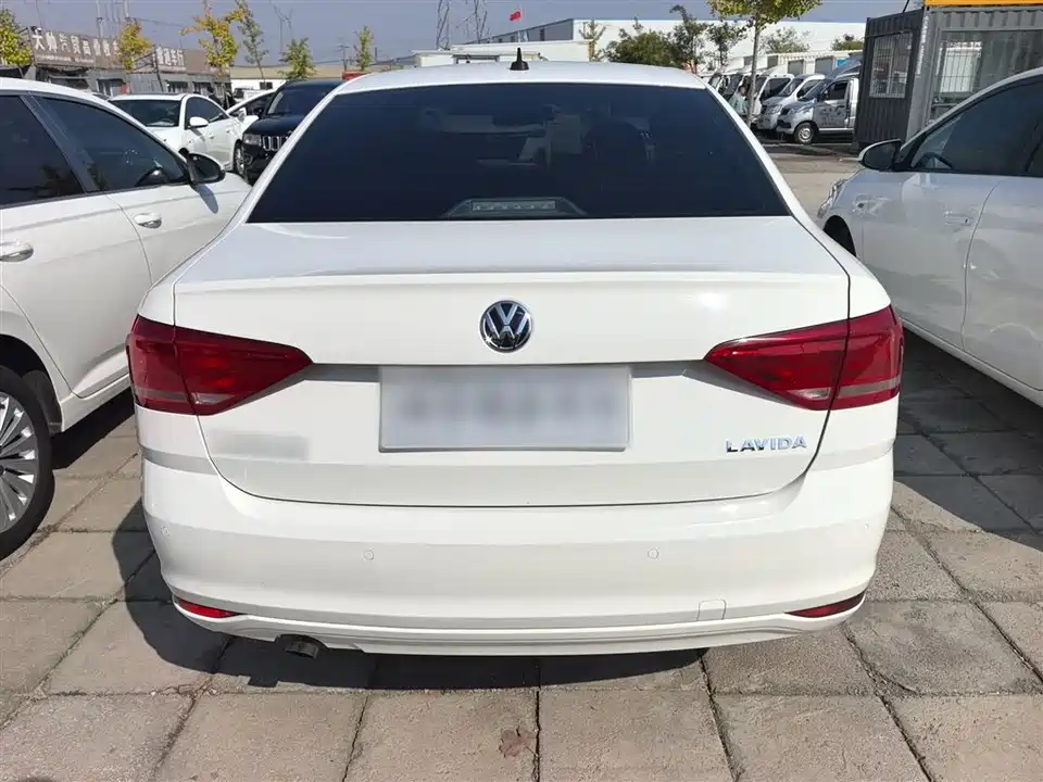 Volkswagen Lavida