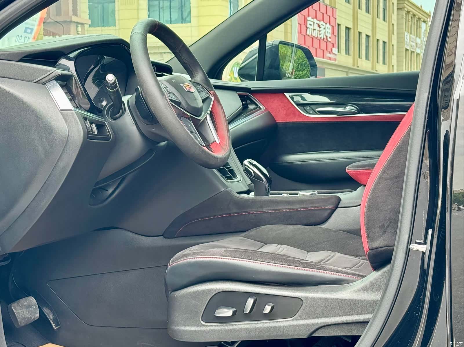 Cadillac XT5, 2021 4