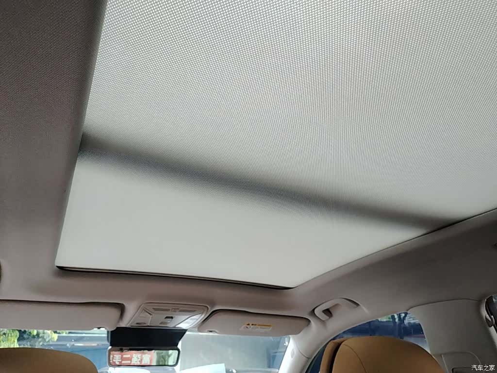 Hongqi HS5, 2023 18