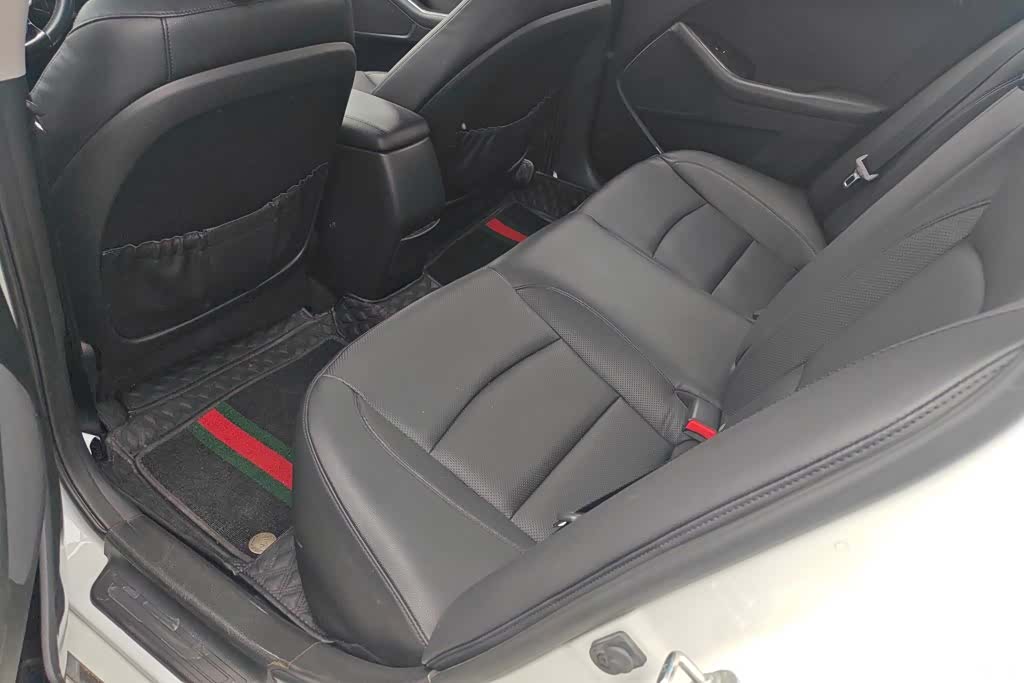 Kia K5, 2015 11