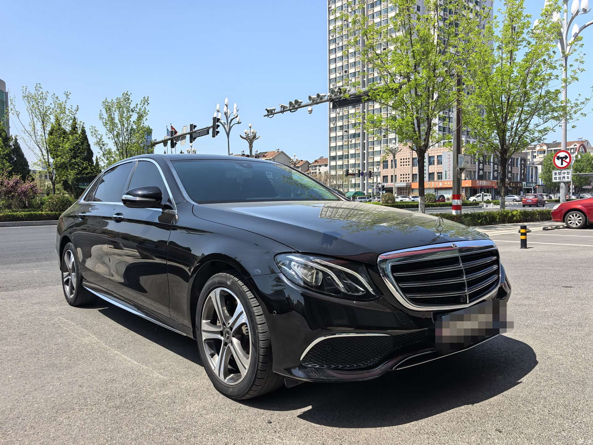 Mercedes-Benz E-Class, 2018 3