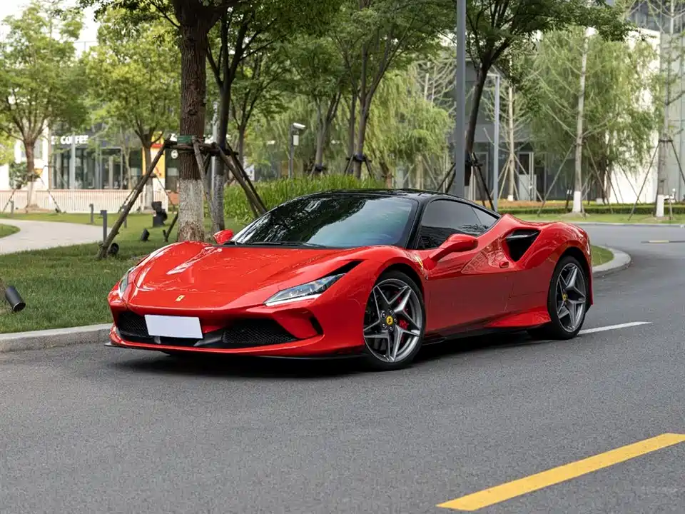Ferrari F8