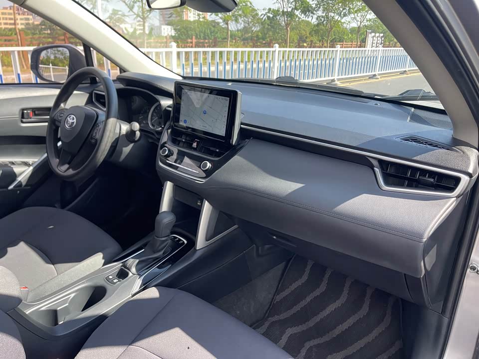 Toyota Corolla Sharp amplifier