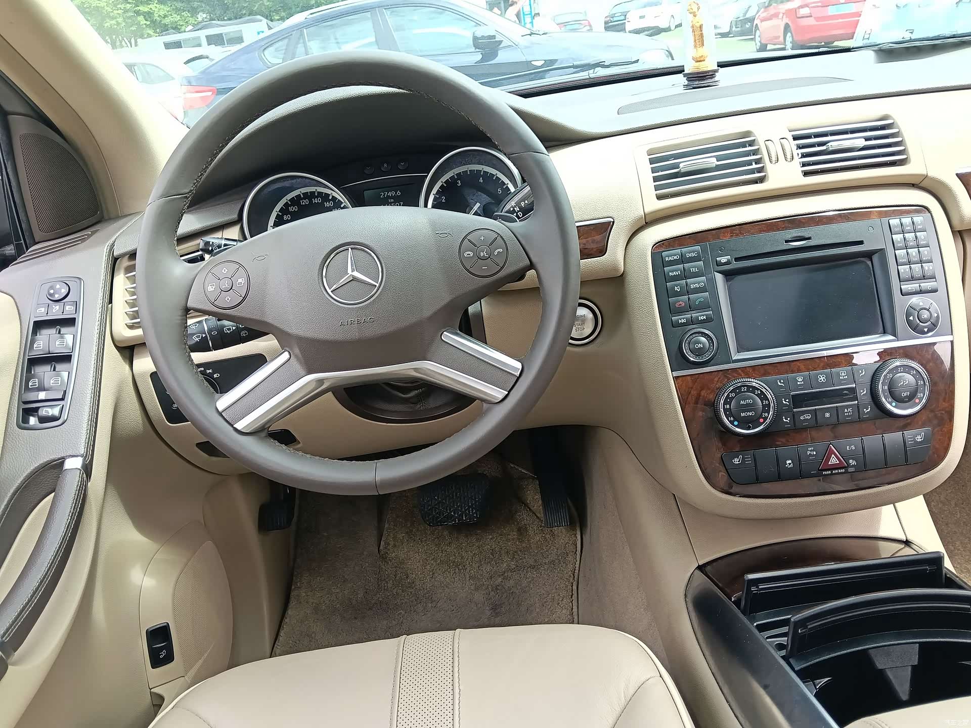 Mercedes-Benz R-Class, 2012 14