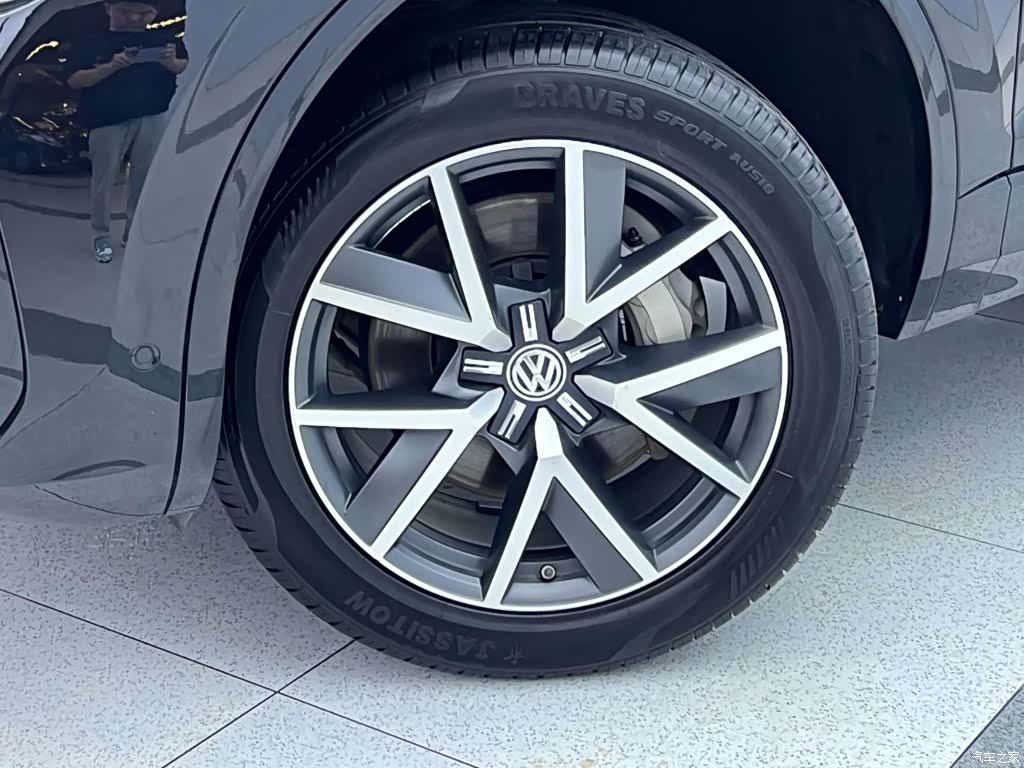 Volkswagen Touareg, 2019 7