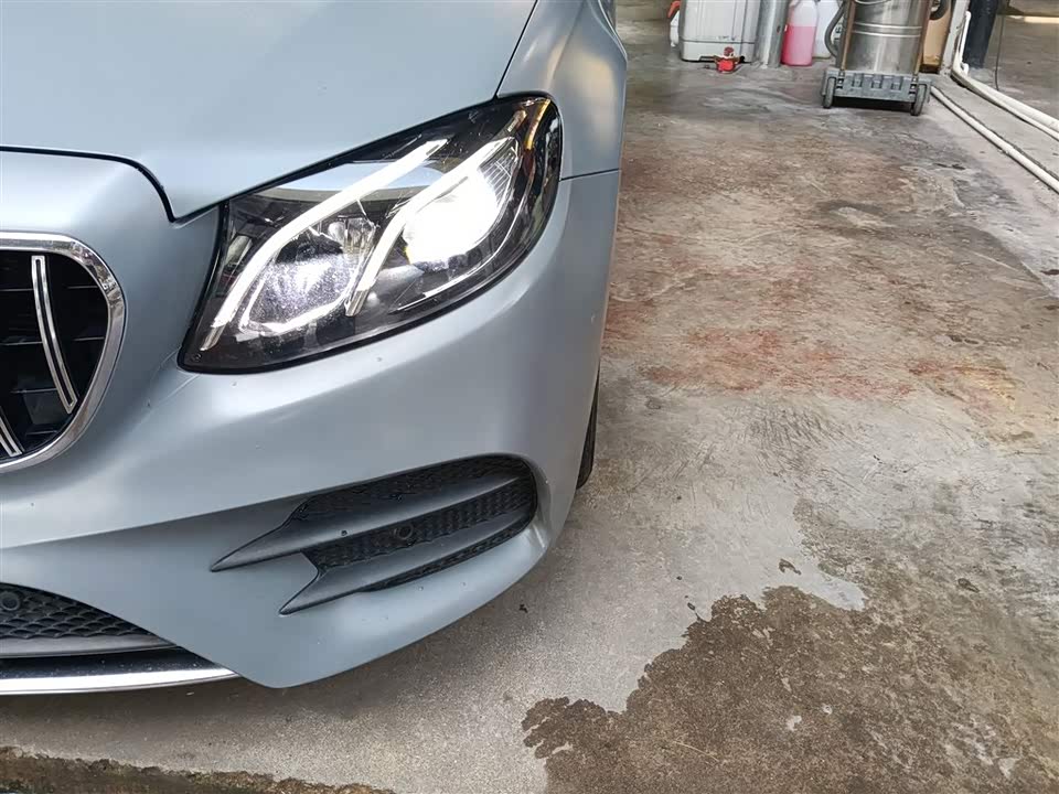 Mercedes-Benz E-class Mercedes-Benz E-class