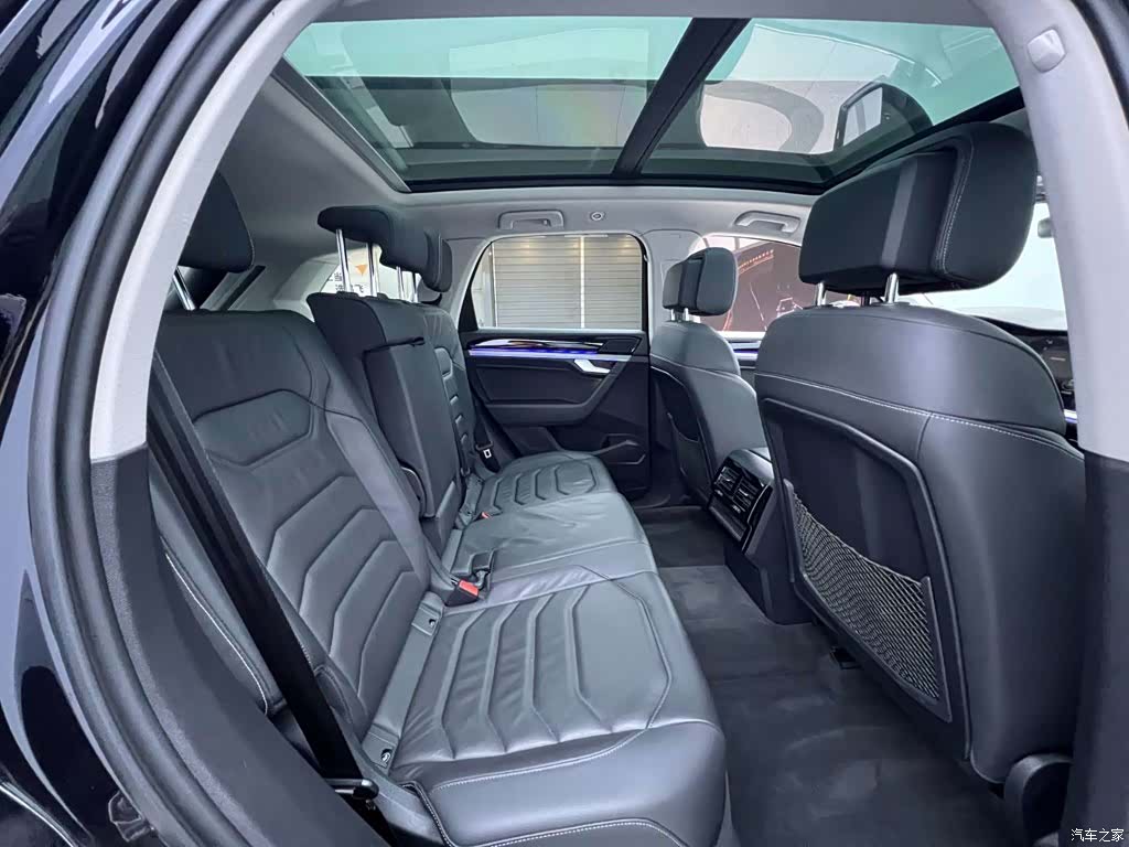 Volkswagen Touareg, 2019 24