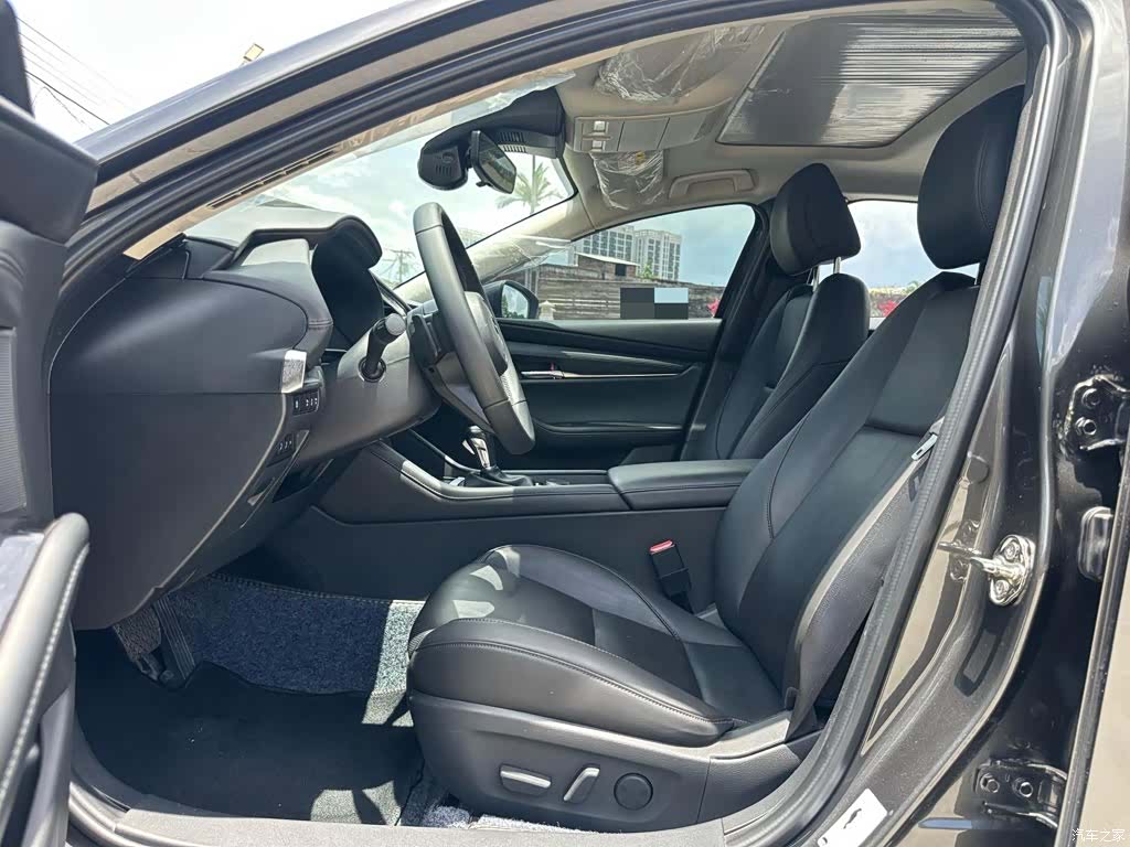 Mazda Mazda3, 2023 4
