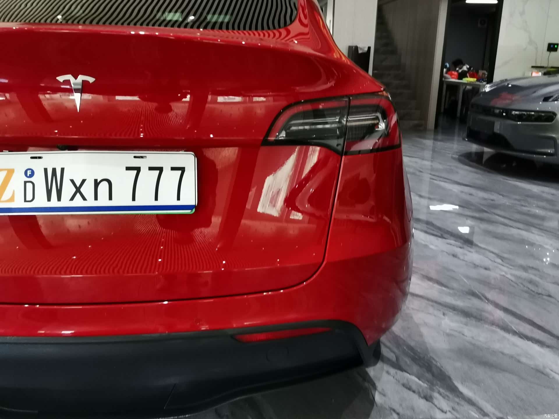 Tesla Model Y, 2022 28
