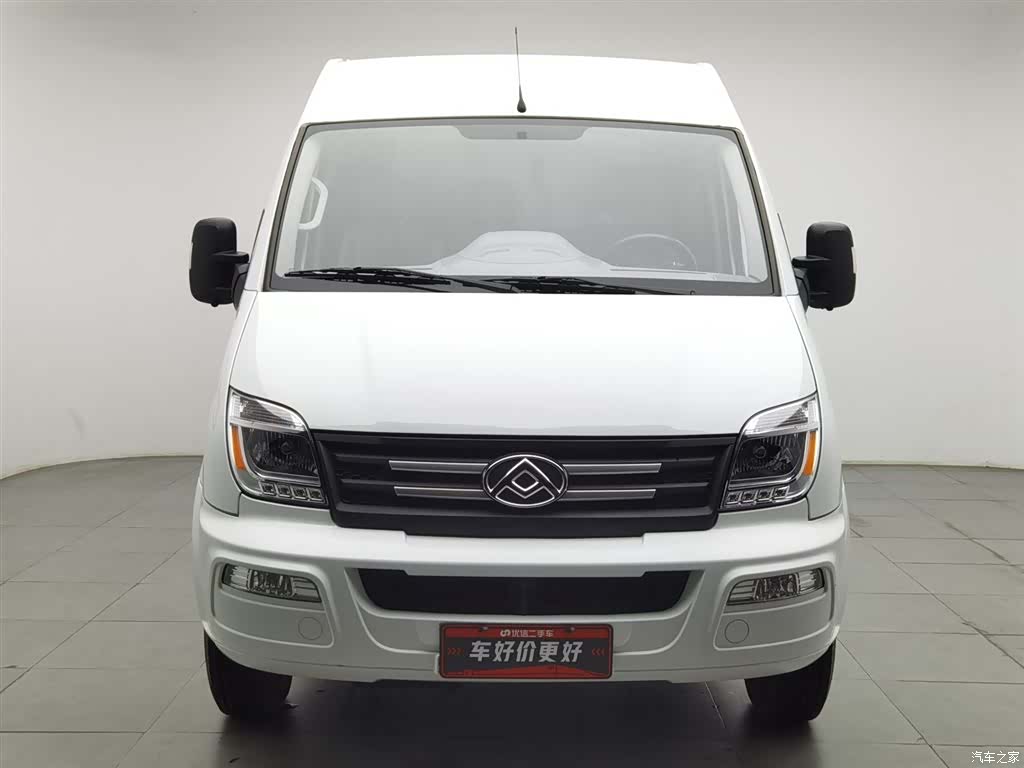 Maxus V80, 2022 3