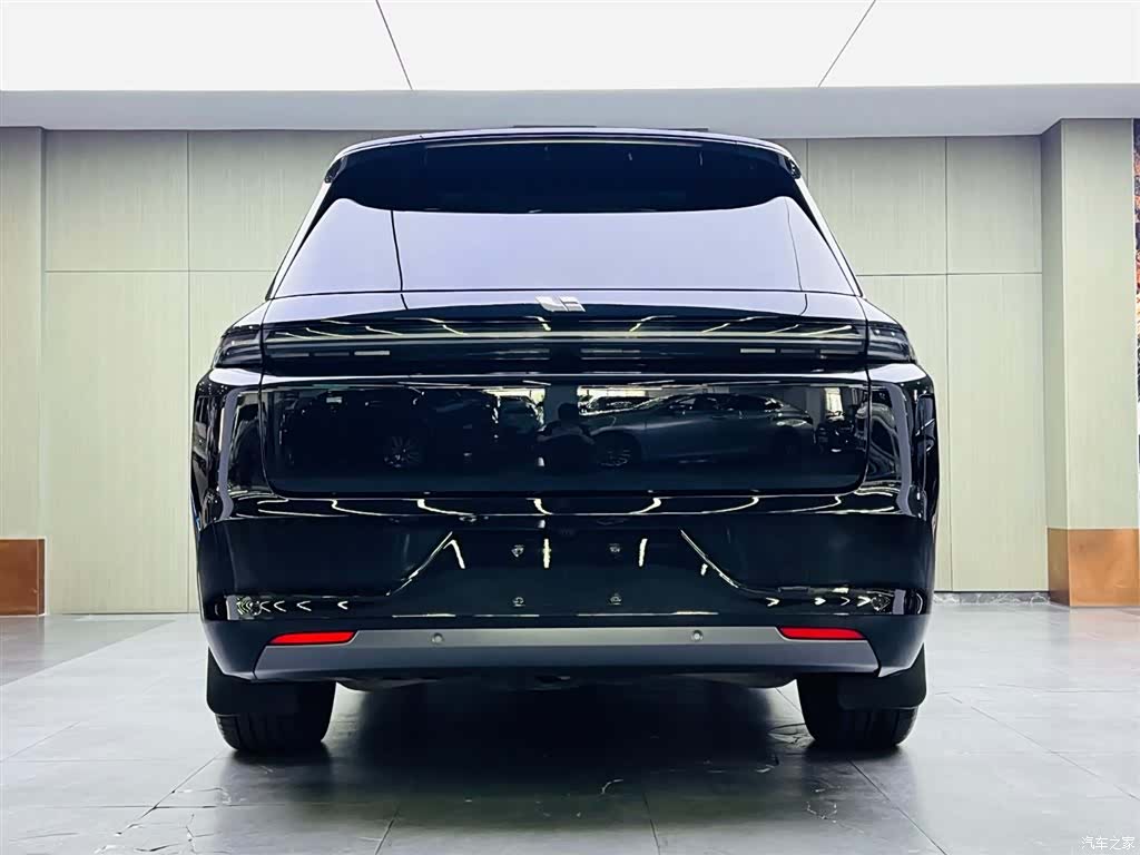 Li Auto L8, 2024 все фото