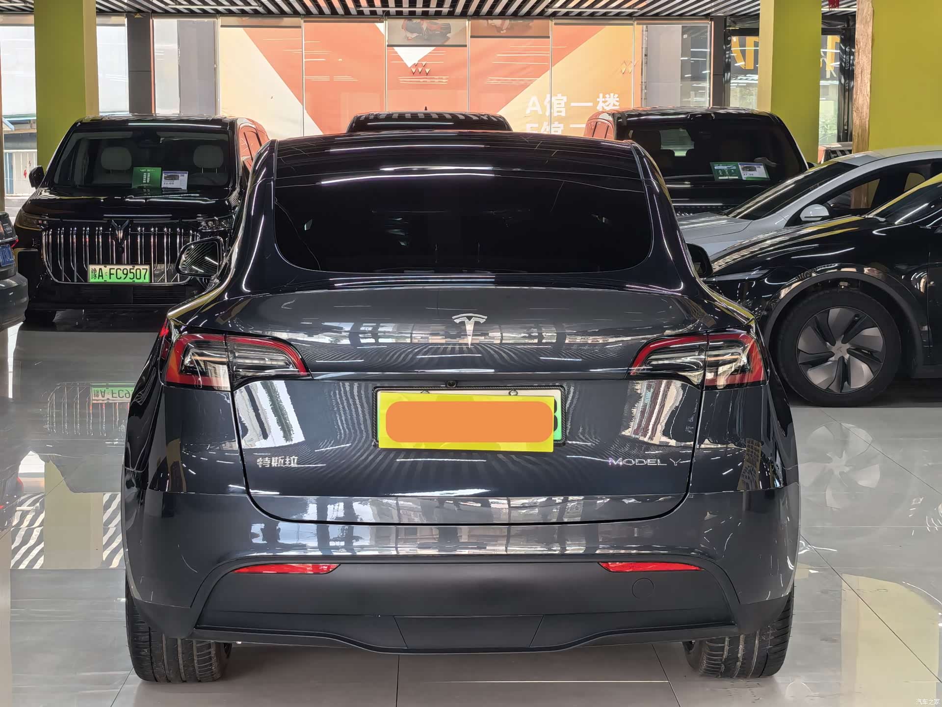 Tesla Model Y, 2024 17