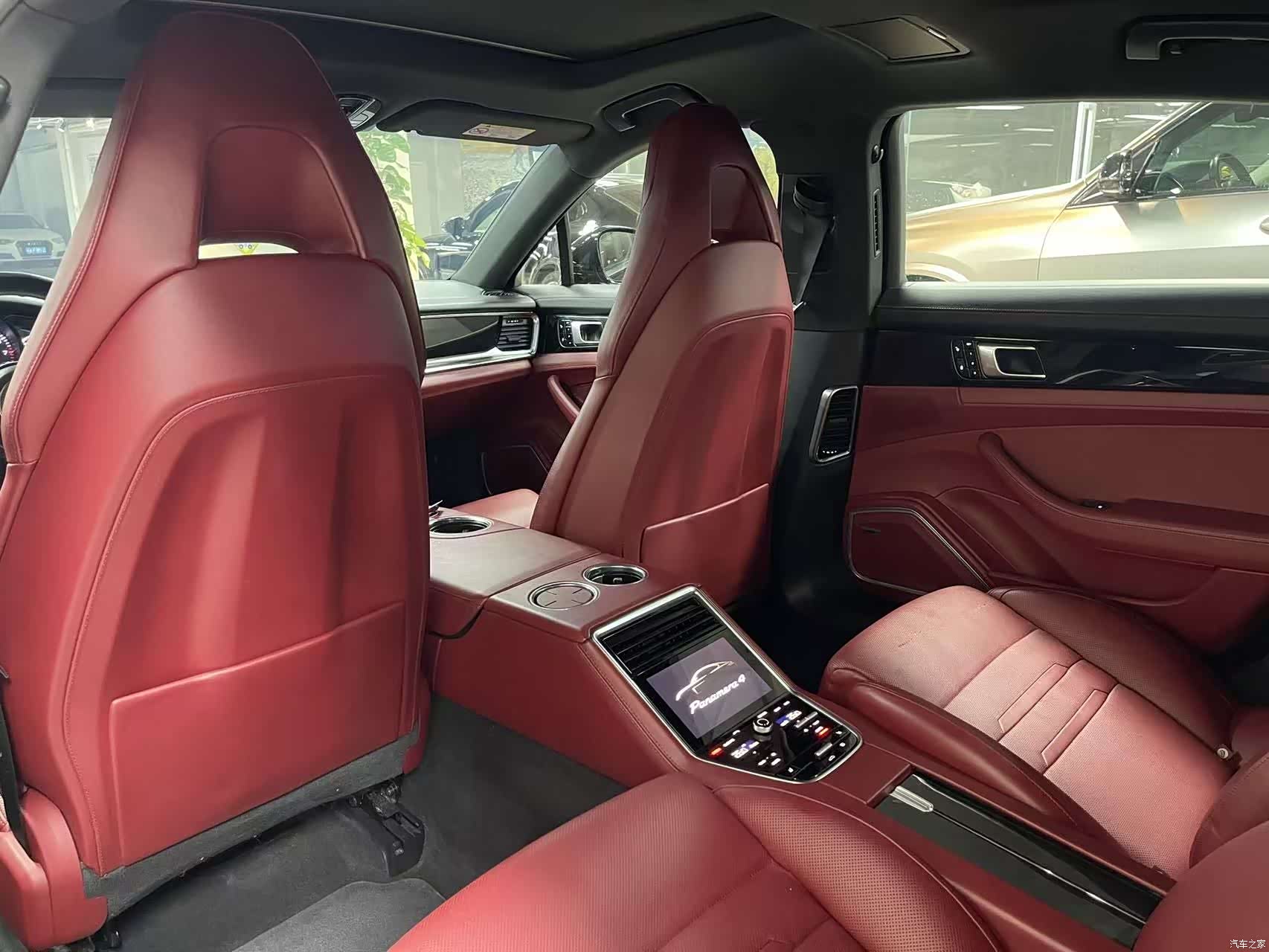 Porsche Panamera, 2018 все фото